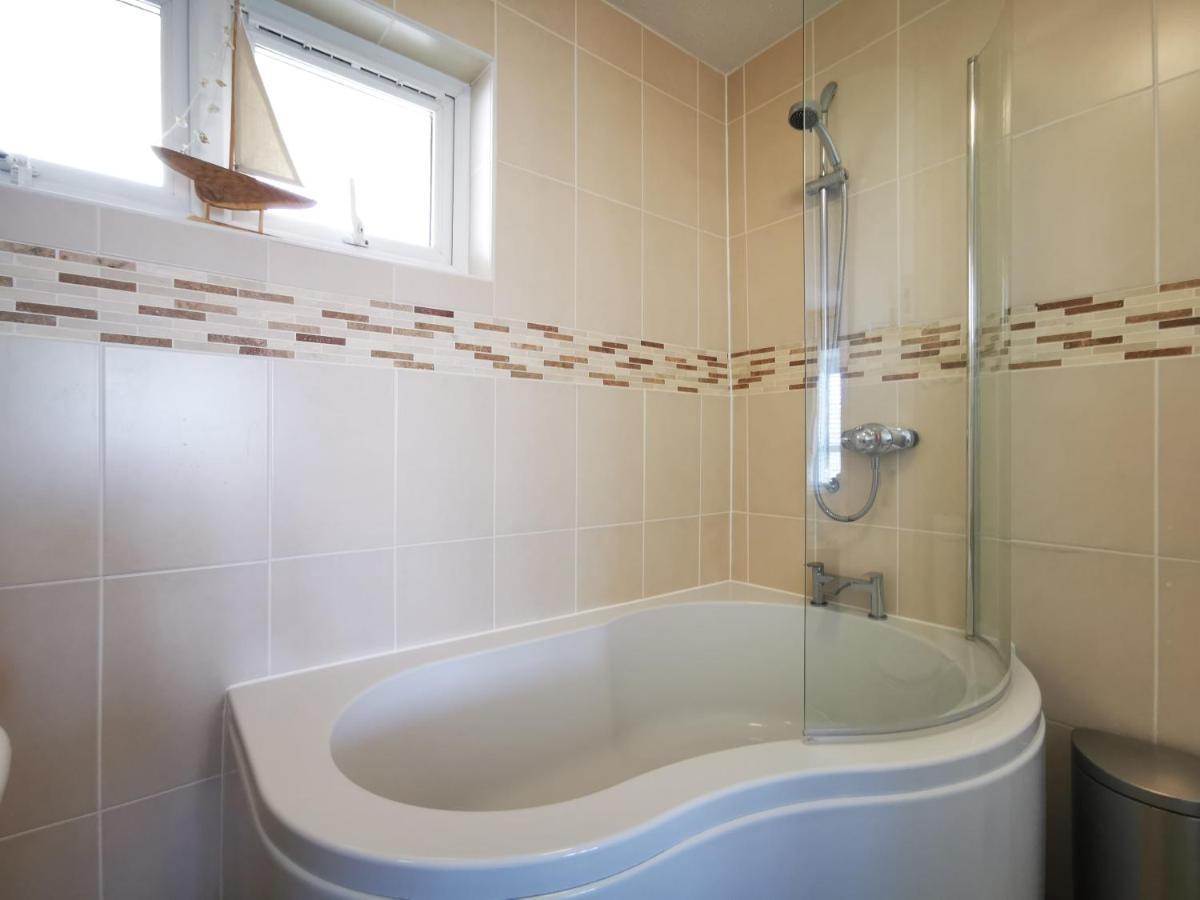 Sea View 3 Bedroom Seaside Property Chichester Exterior photo